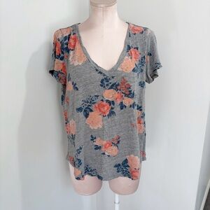 🌷 sale* Torrid Oversized V Neck Floral T Shirt Size Medium Modal Lightweight